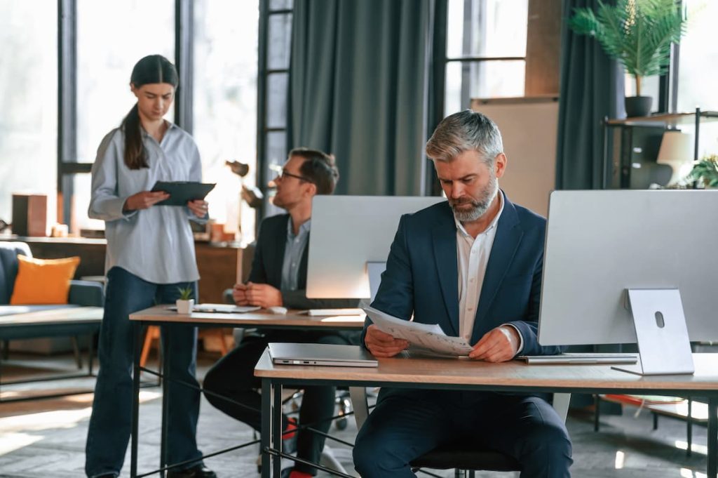 Caso pratico di automazione AI in ufficio: ridotto del 40% il carico di lavoro manuale 2 caso-pratico-di-automazione-ai-inufficio